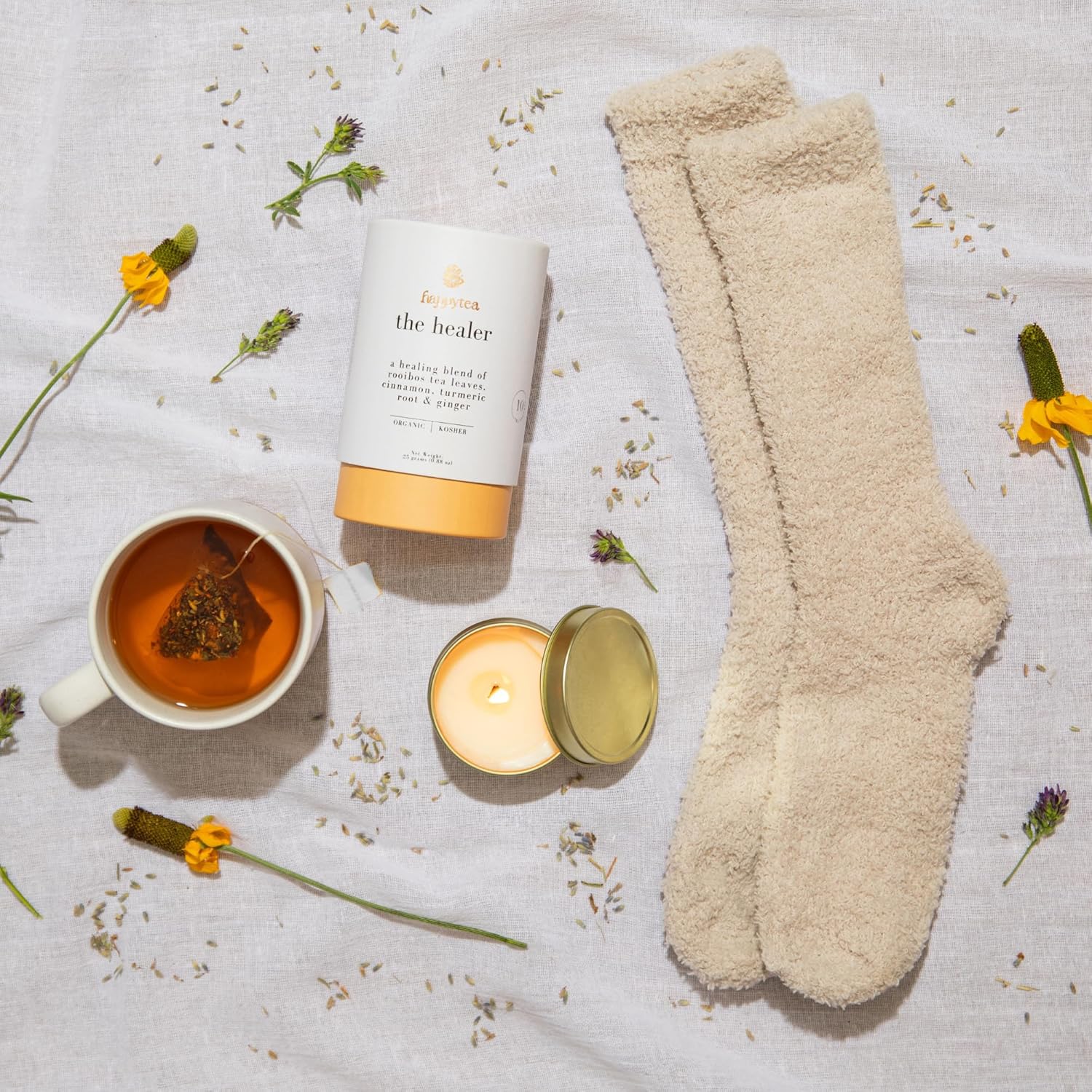 Indulge in Relaxation with the Unboxme Luxe Self Care Gift Box for Women | Thoughtful Premium Care Package Featuring a Sending Hugs Card | Ultimate Spa Basket for Wellness and Comfort
